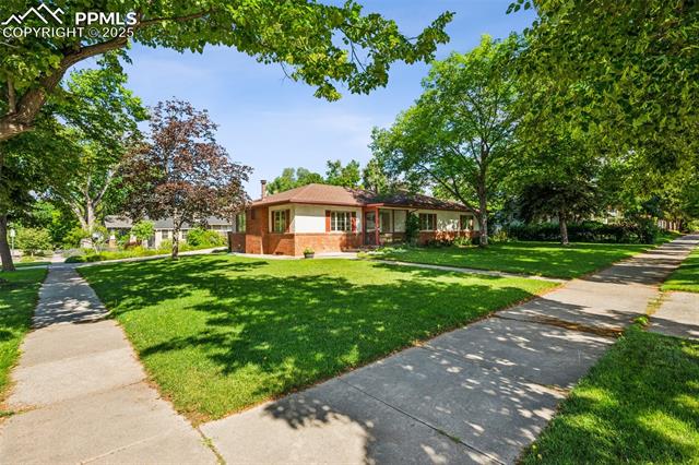 2204 N Cascade Avenue