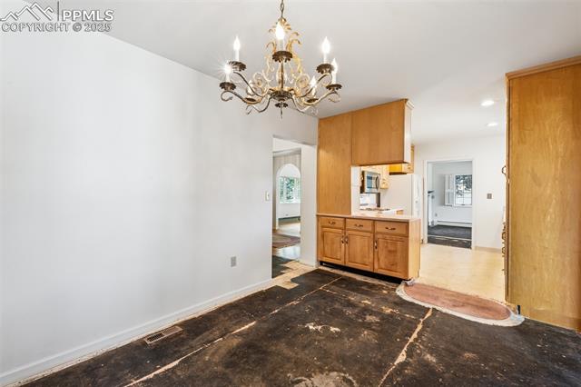 2204 N Cascade Avenue