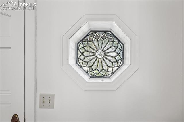 2204 N Cascade Avenue