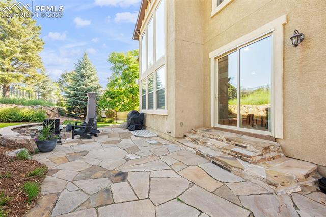 440 Lowick Drive