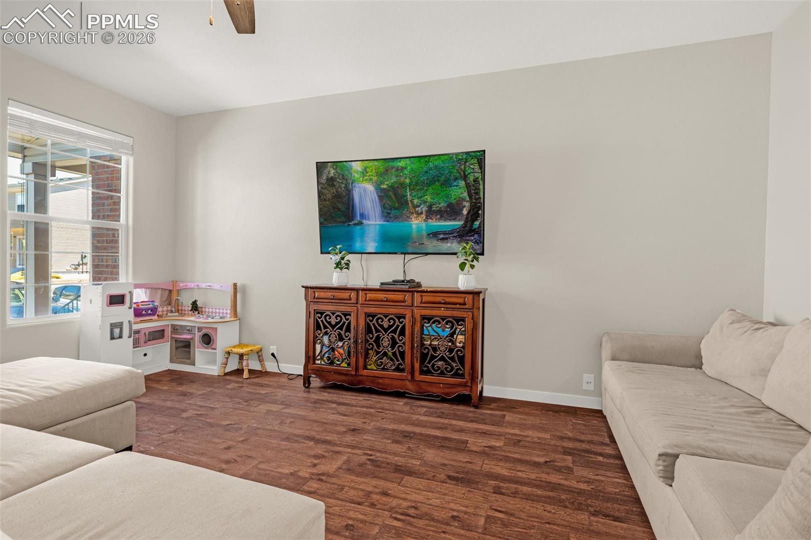 7383 Little Jimmy Grove