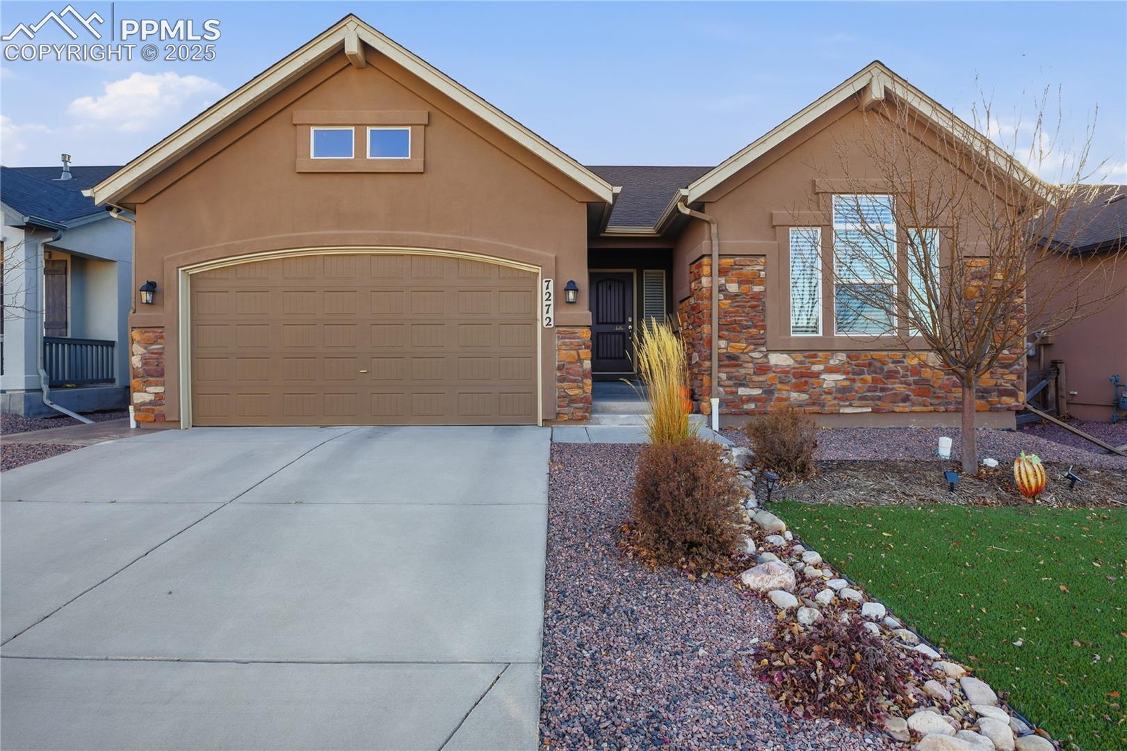 7272 Lewis Clark Trail