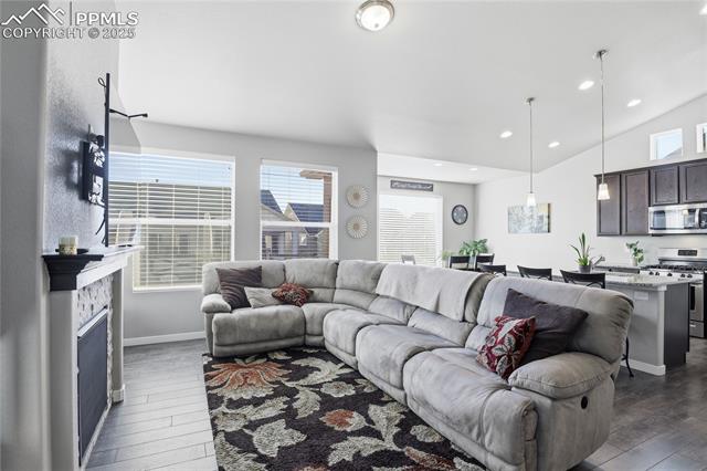 7272 Lewis Clark Trail