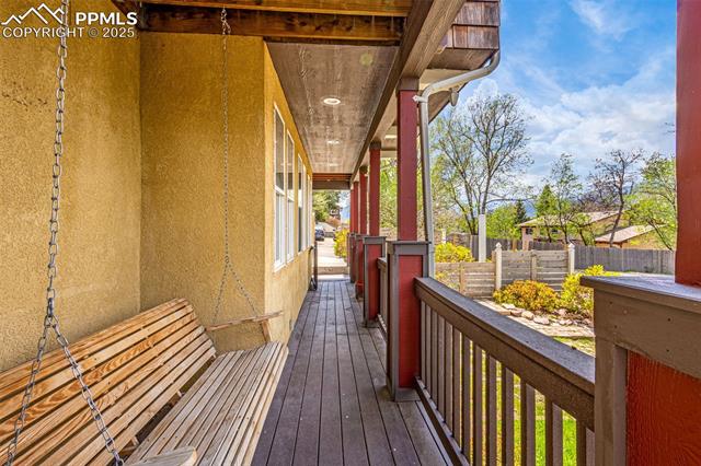 321 Graceland Grove