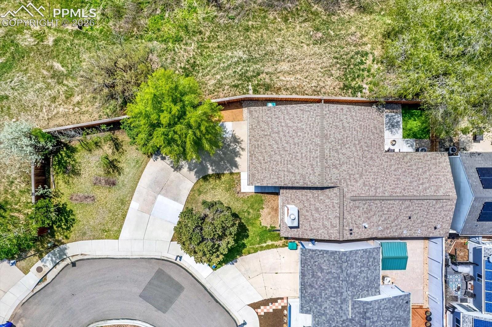 610 E San Gabriel Place