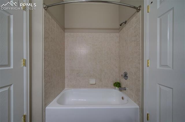 7170 Mount Higgins Heights