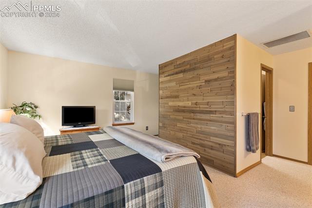 1492 4th Street