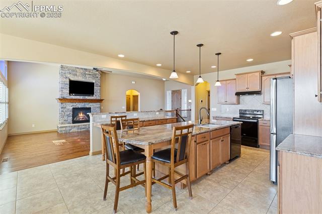 5277 Fraser Valley Lane