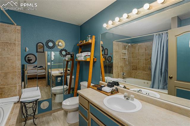 6755 Delmonico Drive 103