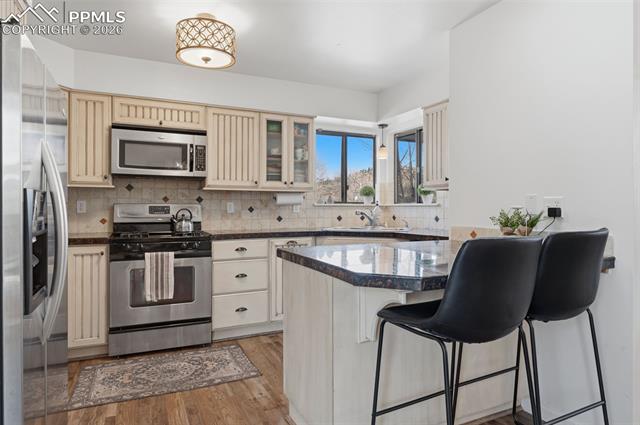 5216 Pony Creek Circle