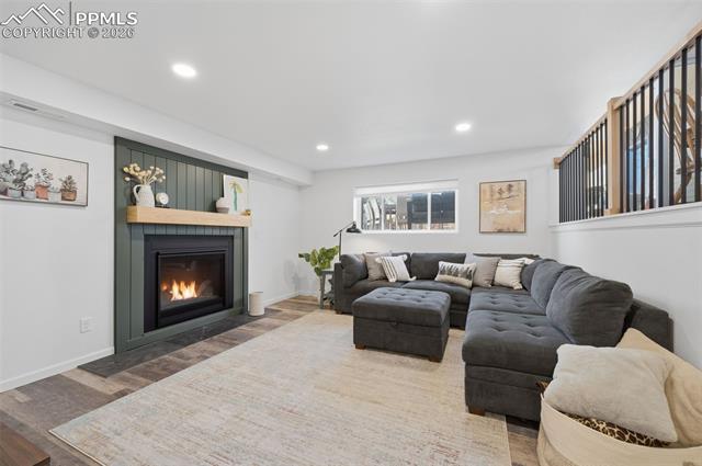 5216 Pony Creek Circle