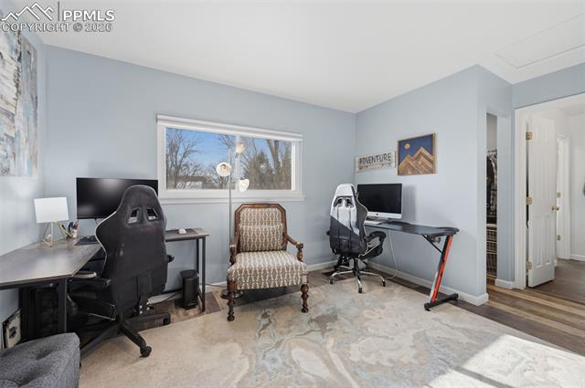 5216 Pony Creek Circle