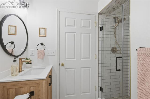 5216 Pony Creek Circle