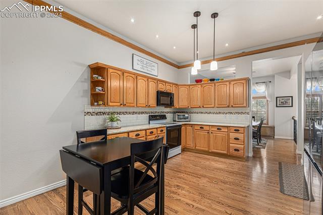 2062 London Carriage Grove