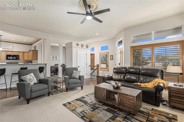 2062 London Carriage Grove