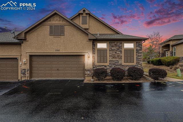 2062 London Carriage Grove