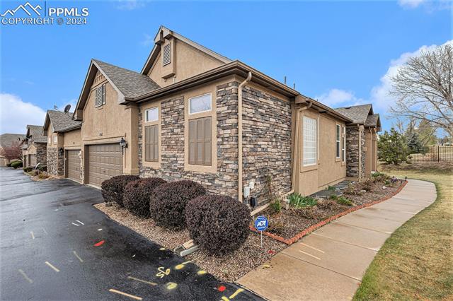 2062 London Carriage Grove