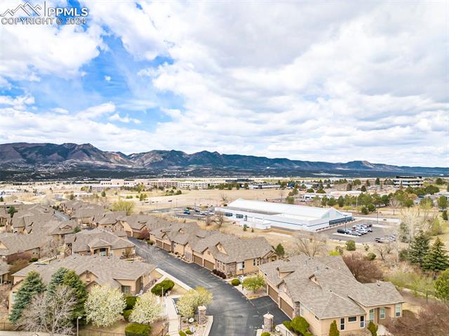 2062 London Carriage Grove