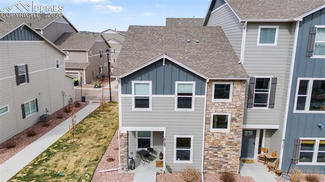 6103 Magma Heights