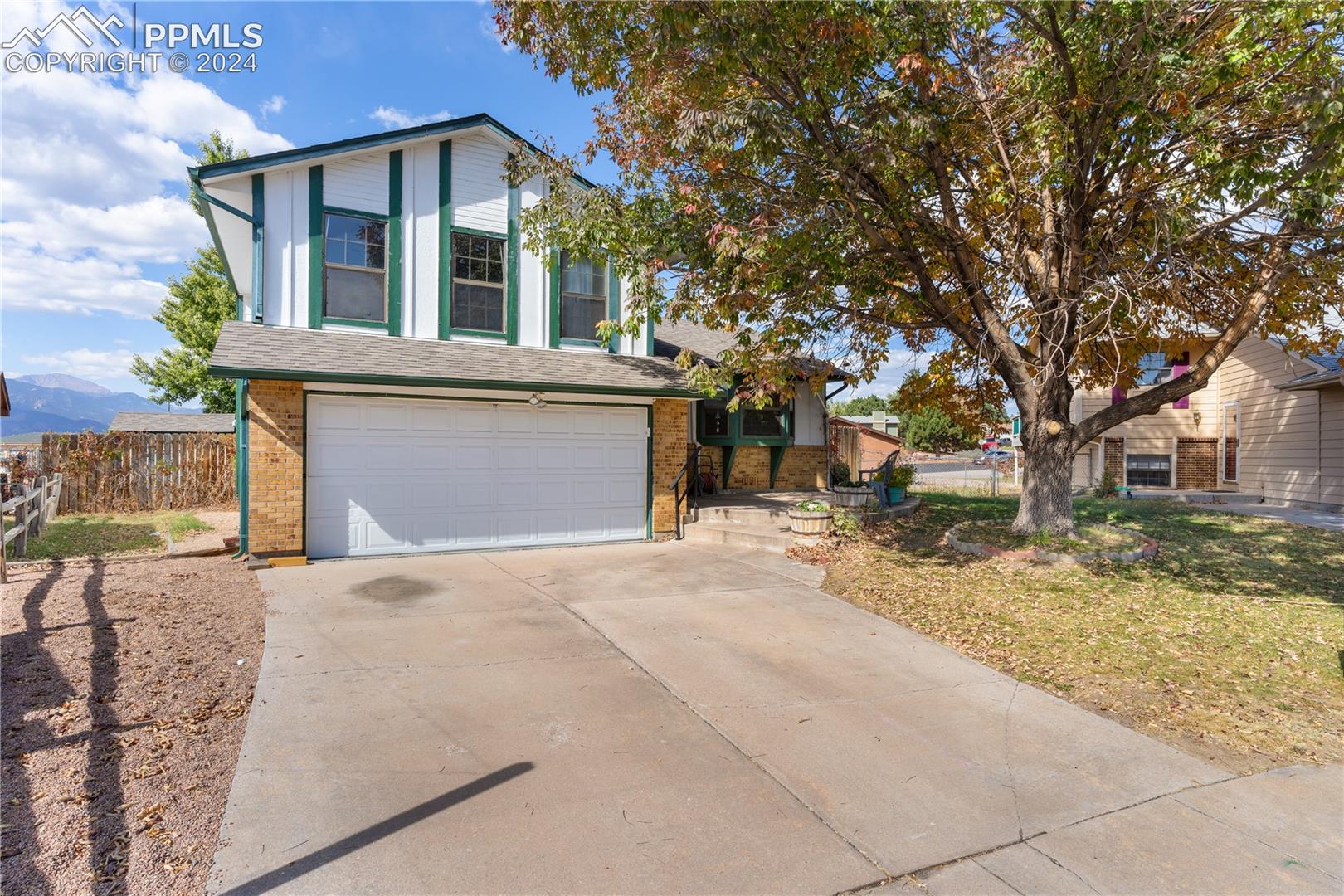 5130 Bradley Circle