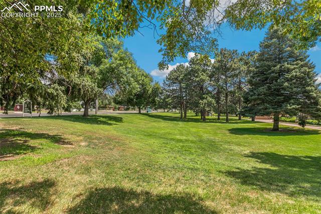 906 S Institute Street