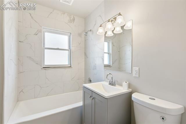 906 S Institute Street