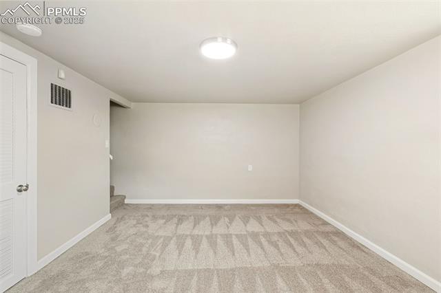 906 S Institute Street