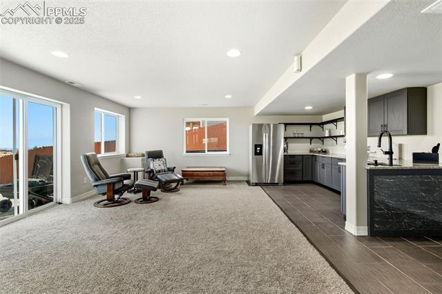 9751 Vistas Park Drive