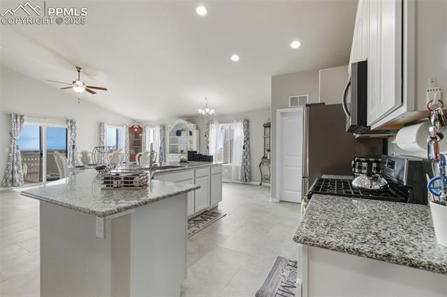 9751 Vistas Park Drive