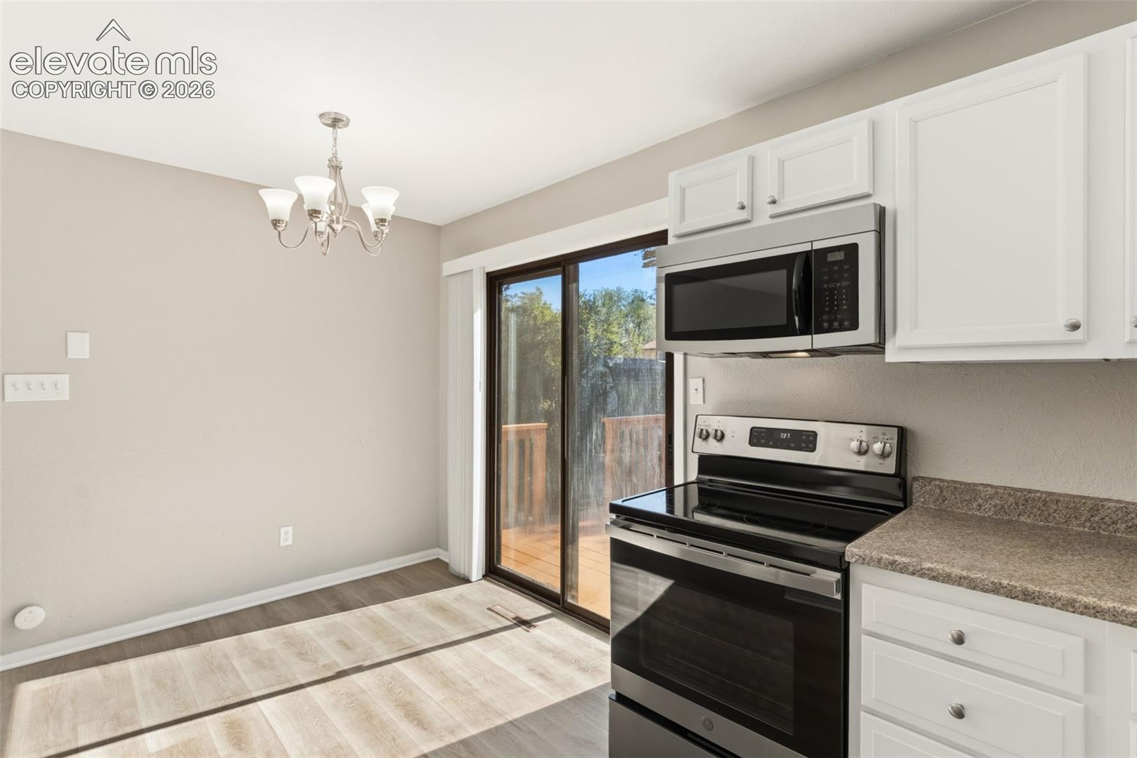 2429 W Anjelina Circle