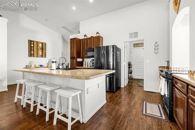 9435 Castle Oaks Drive