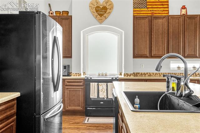 9435 Castle Oaks Drive