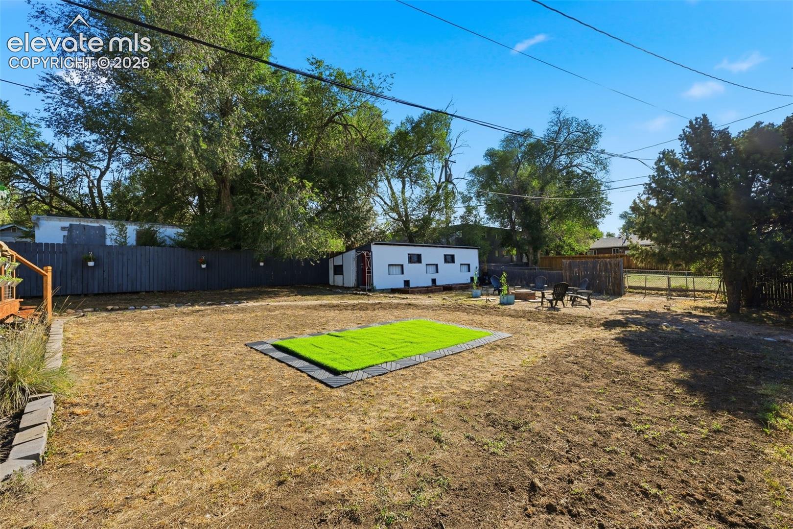 1017 Prairie Road