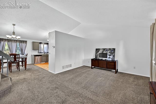 5742 Charlotte Parkway