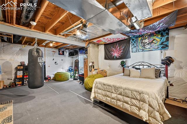 5742 Charlotte Parkway