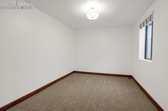 2933 Cathedral Park View