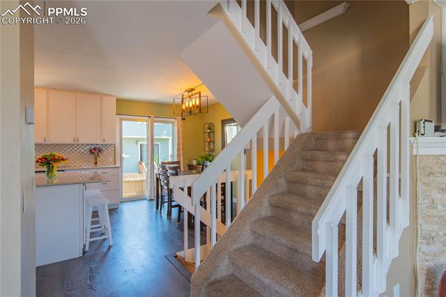3915 Smoke Tree Drive