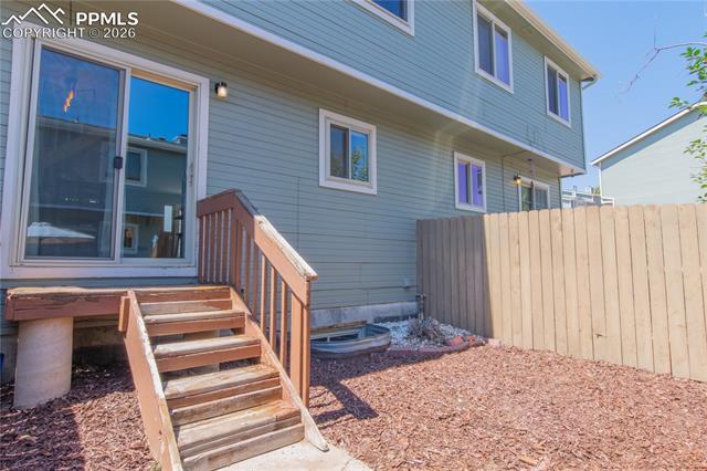 3915 Smoke Tree Drive