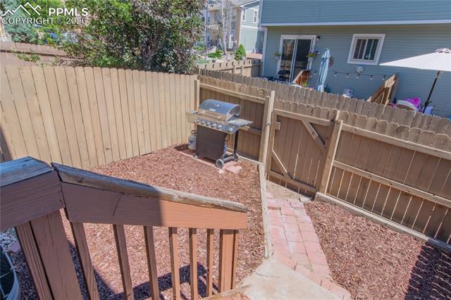 3915 Smoke Tree Drive