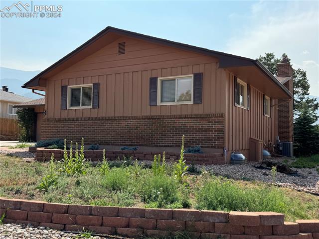 202 Crystal Hills Boulevard