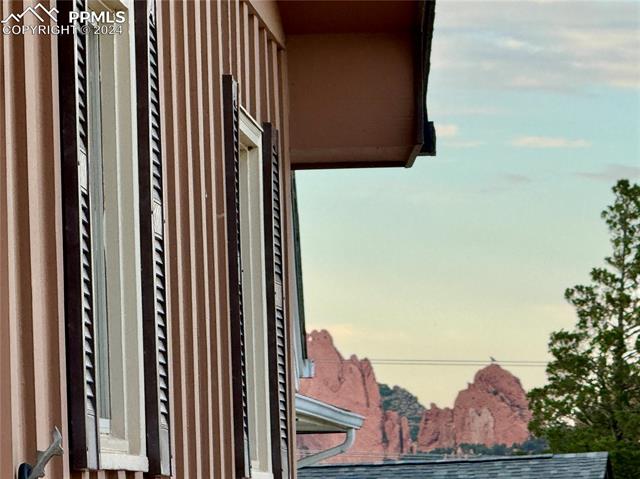 202 Crystal Hills Boulevard