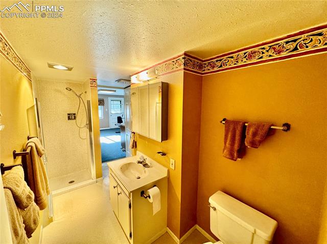 202 Crystal Hills Boulevard