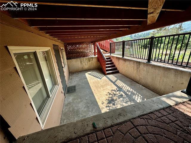 202 Crystal Hills Boulevard