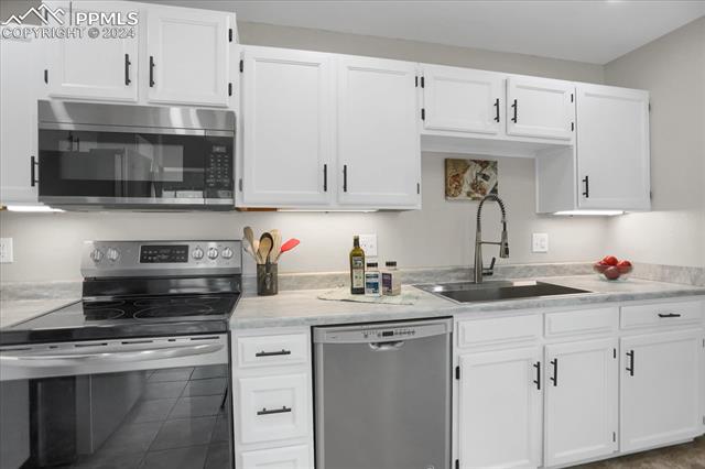 496 W Rockrimmon Boulevard F