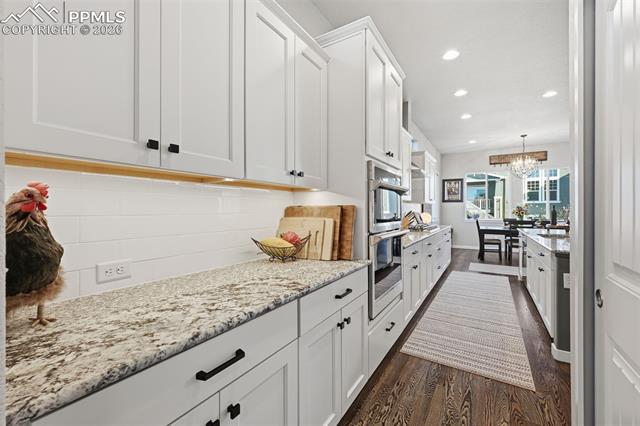 4714 Hanging Lake Circle