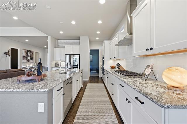 4714 Hanging Lake Circle