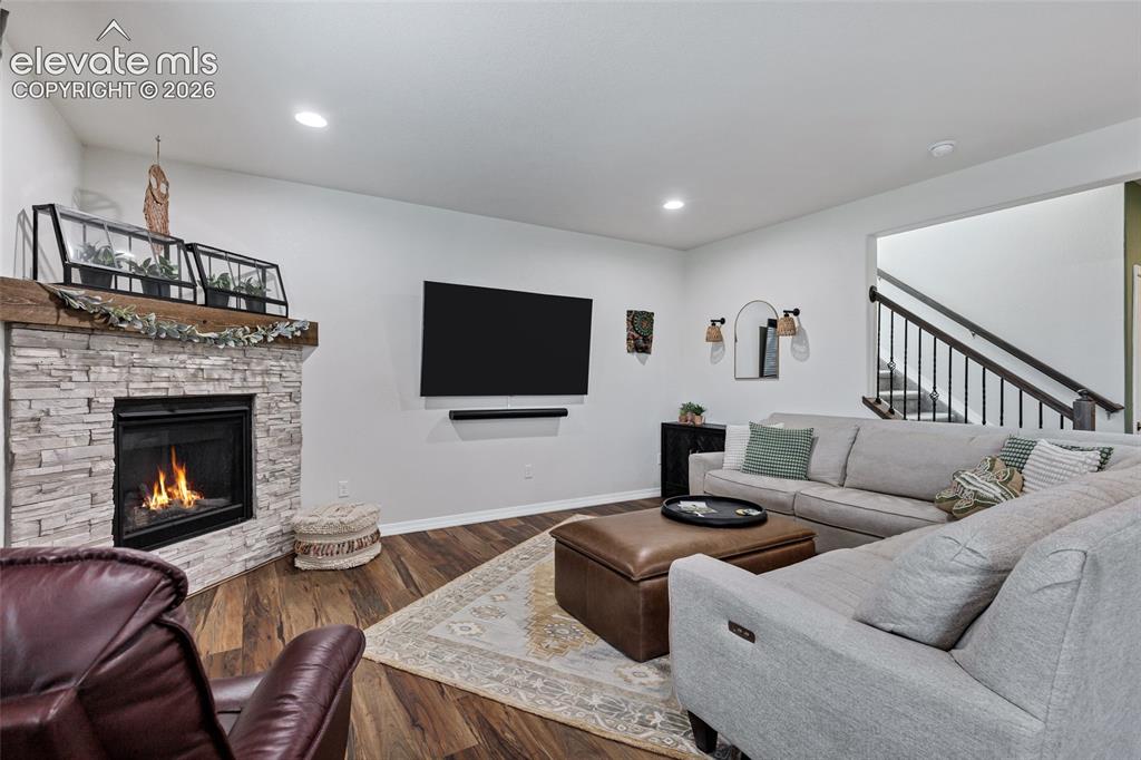 9003 Yellowtail Way