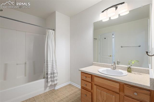 1563 Monterey Road E