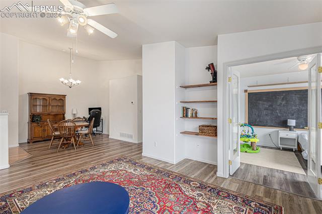 1563 Monterey Road E