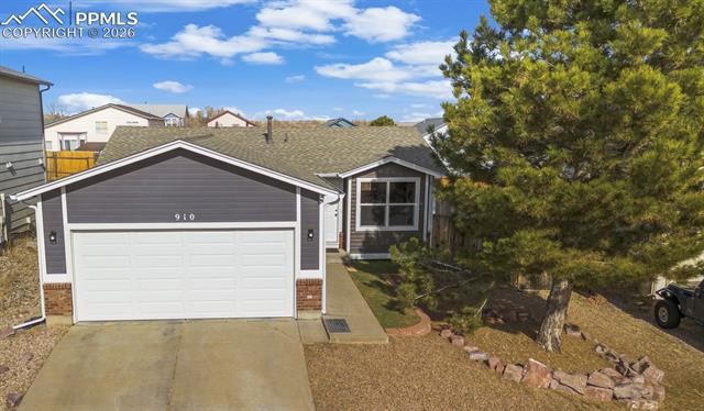 910 Lords Hill Drive